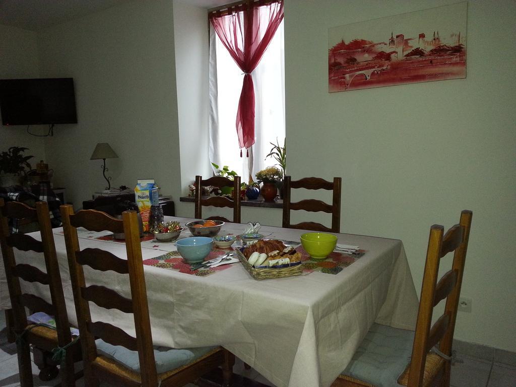 Millot Conilhac Bed & Breakfast Екстериор снимка